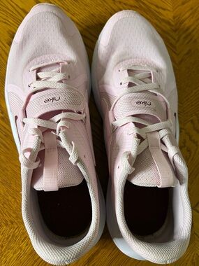 Nike Light Pink Mesh Running Shoes EUC